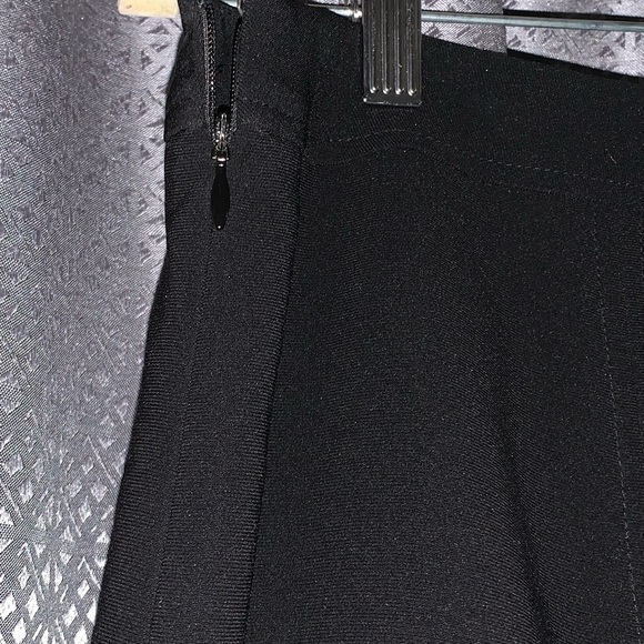 2 skirts $11 AnnTaylor and Nine West great for career use. Great condition. - Picture 7 of 9